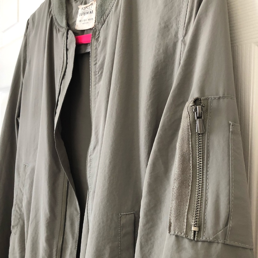 Lightweight Jacket - Picture 3 of 4